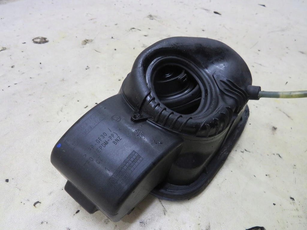 Clapa de umplere LQ5X OCTAVIA III 3 5E0809702B Product image
