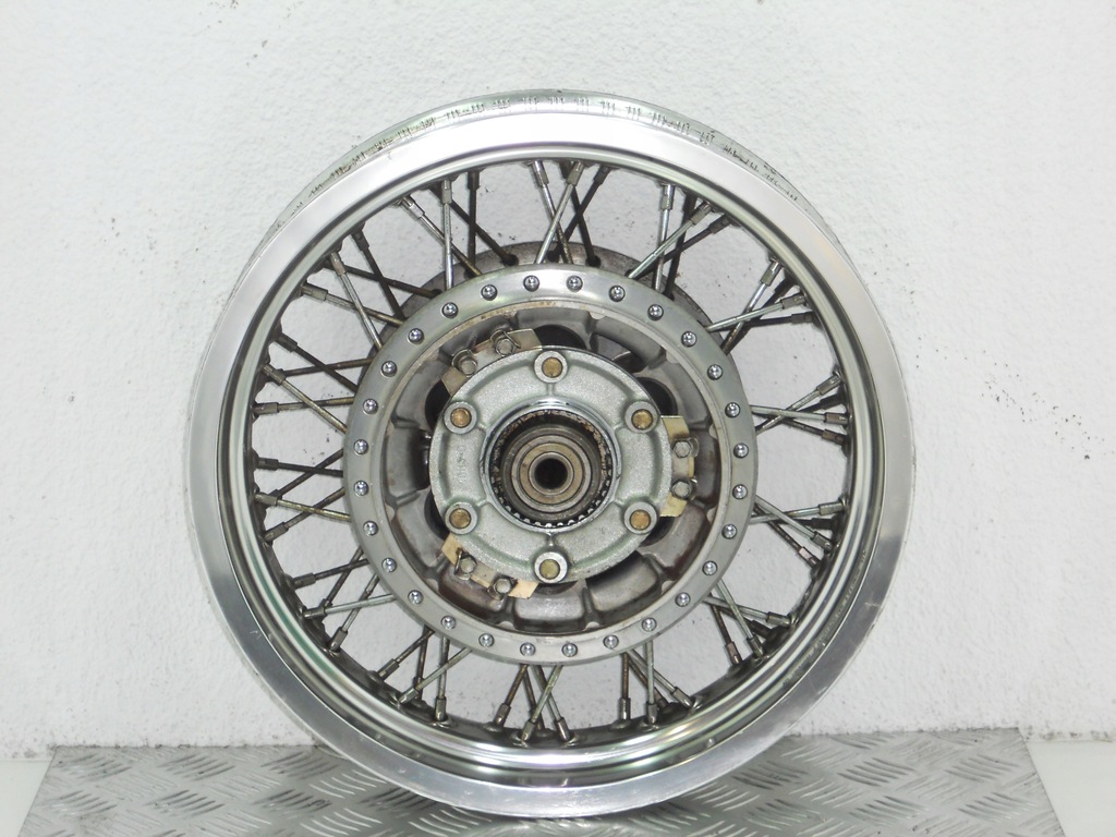 SUZUKI VS 750 INTRUDER RIM ROATA SPATE ORIGINALA Product image