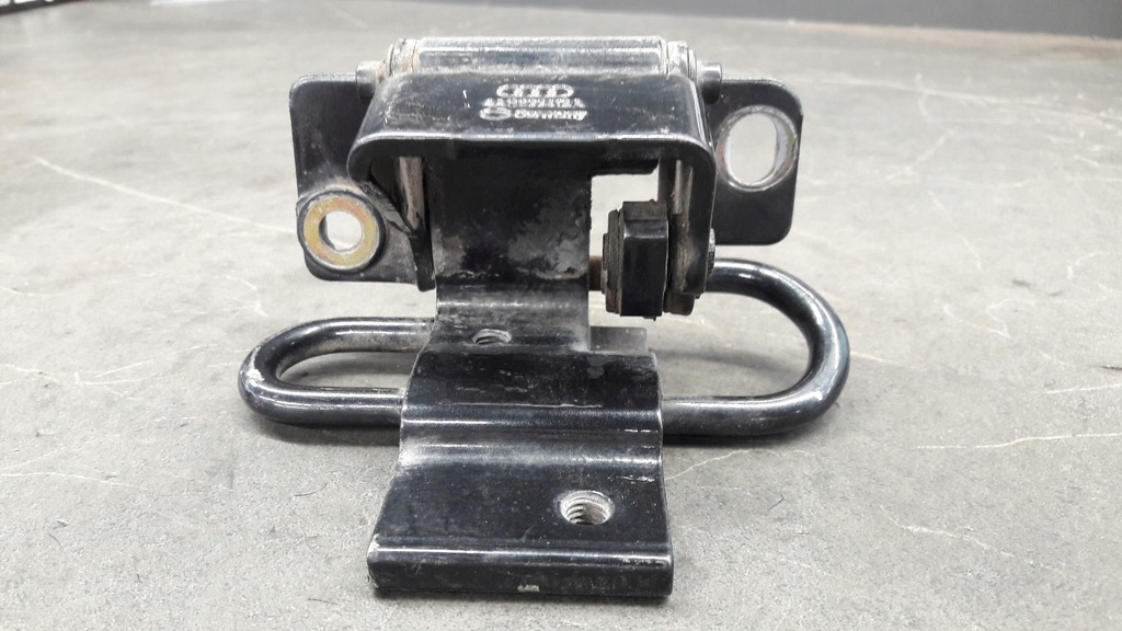 4A0833412A DREPT HIME AUDI A6 AVANT (4A, C4) 2.5L Product image