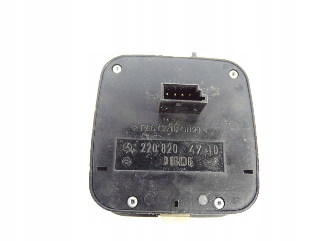 Mercedes Clasa S W220 PANOU DE COMANDĂ MASAJ SCAUN A2208204710 Product image