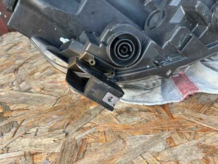 LAMPĂ FATA STÂNGA PEUGEOT PARTNER IV RIFTER 17-22 ani 9816827280 Product image