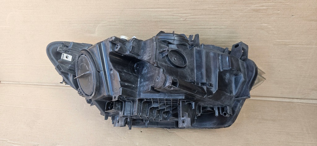 BMW 1 F20 F21 H7 Stânga Regular Europa 7229671-08 HELLA Product image