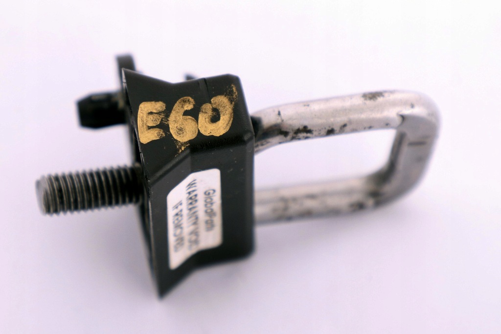 BMW E87 E90 Blocare capotă cu șurub ureche mică Product image
