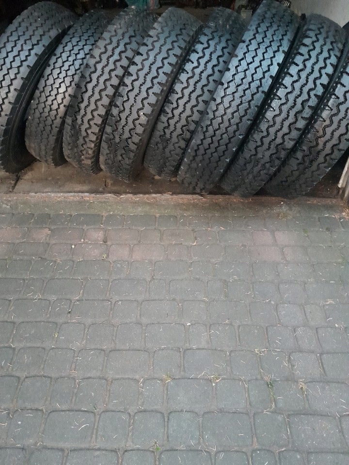 Anvelopa 825x20 (825R20) Kama Product image