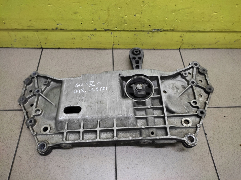 VW GOLF V 1.9 TDI LEAGAN DE SANIE pentru carucior 1K0199369F Product image