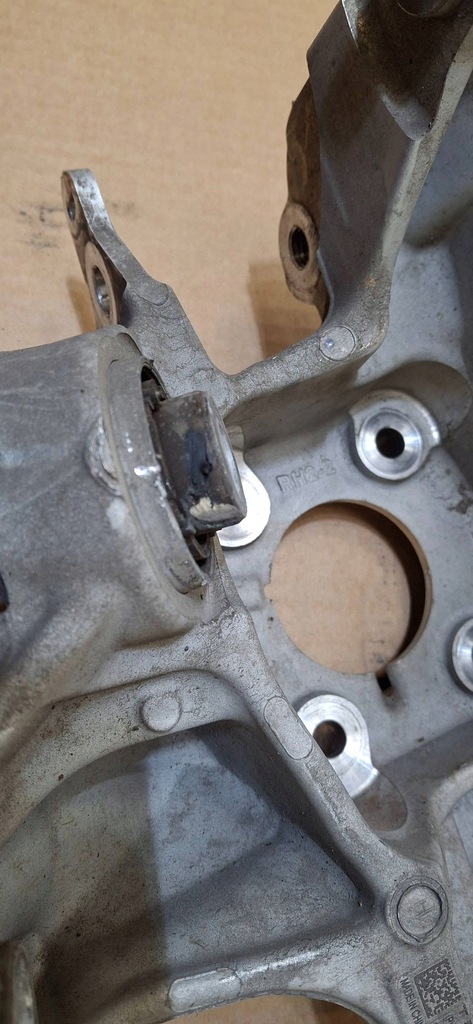 Întrerupător spate Tesla S Plaid 1420416-00-J Product image
