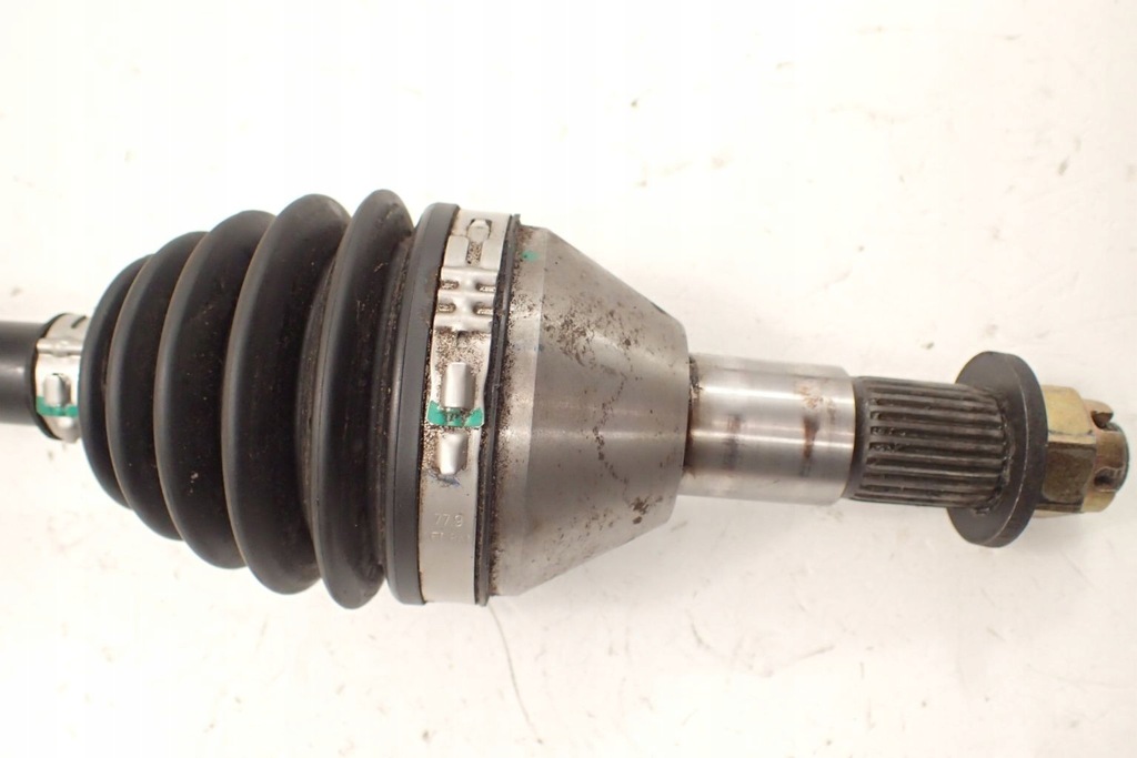 Can-Am Outlander 400 650 800 Articulație ax [L] spate Product image