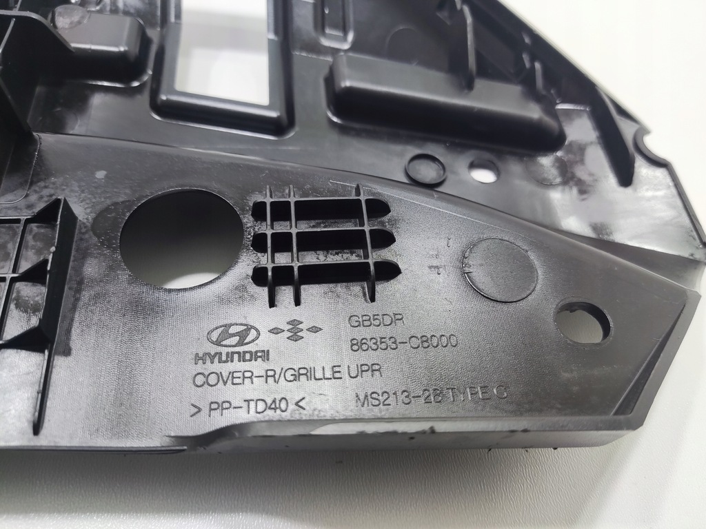 Capacul centurii superioare Față Hyundai i20 II 2014-2018 86353-C8000 Product image