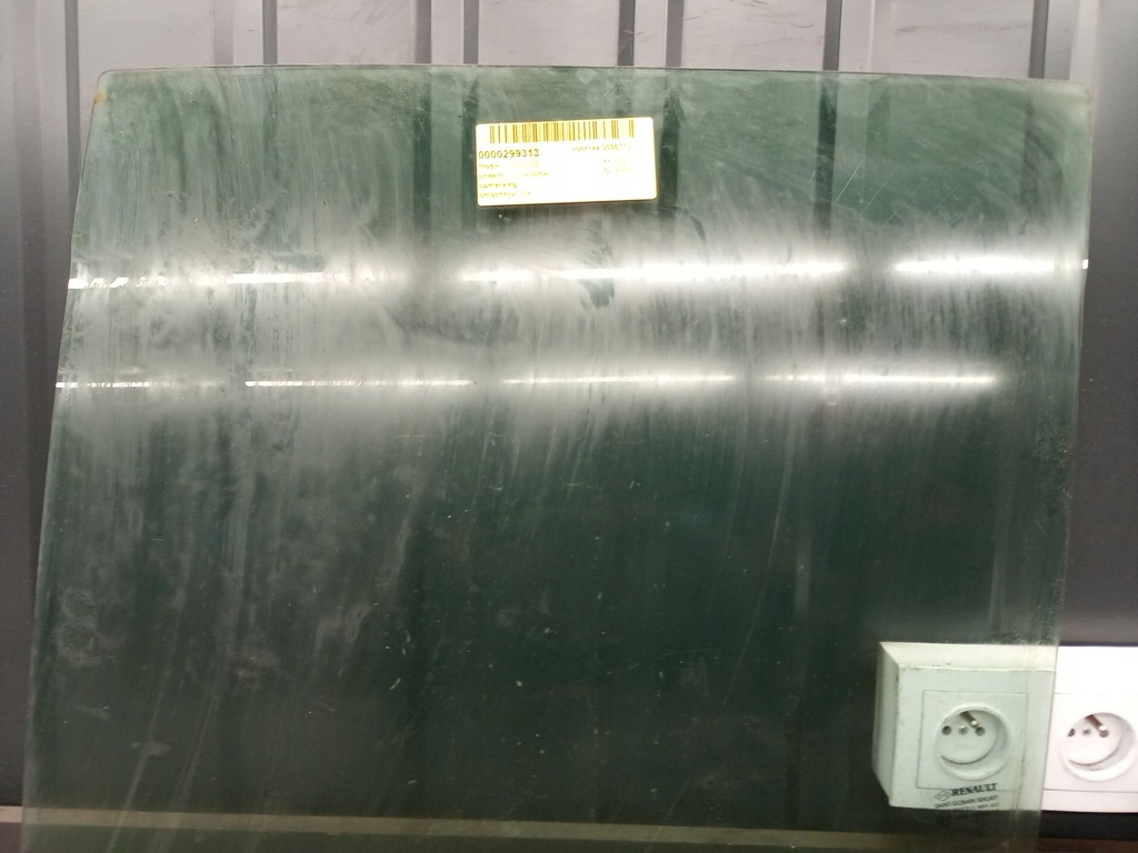 Sticlă din stânga spate Renault Modus MK1 05R Product image