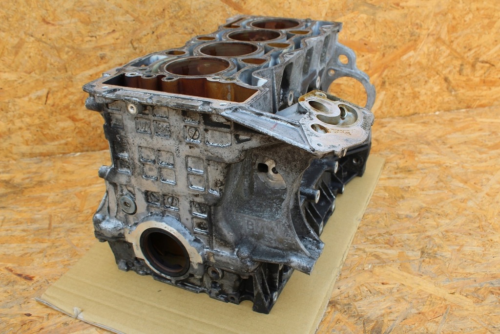Bloc motor BMW N45B16AB 1.6 116i 316i e90 e87 7523170 7521270 complet Product image
