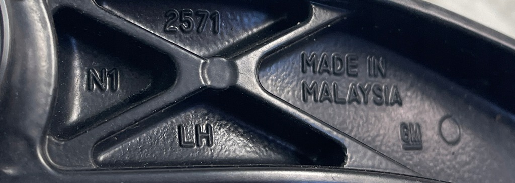 U9 CHEVROLET CAMARO VI 16- BRAT ȘTERGATOR STÂNGA GM Product image