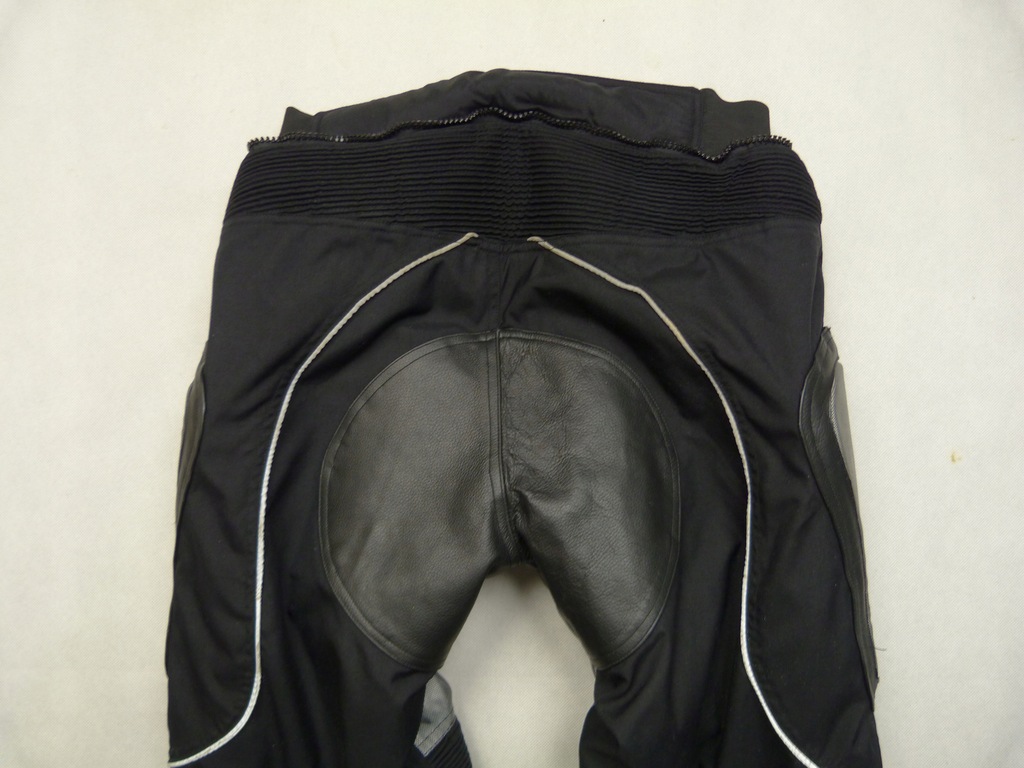 Pantaloni motociclisti barbati negri WILLSPORT cu protectii, marimea XL Product image