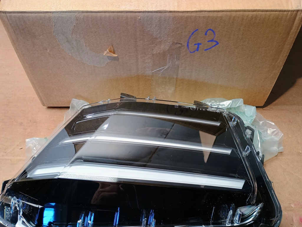 LED LED DRL Peugeot 208 II E 208 9850423580 ORIGINAL NOU Product image