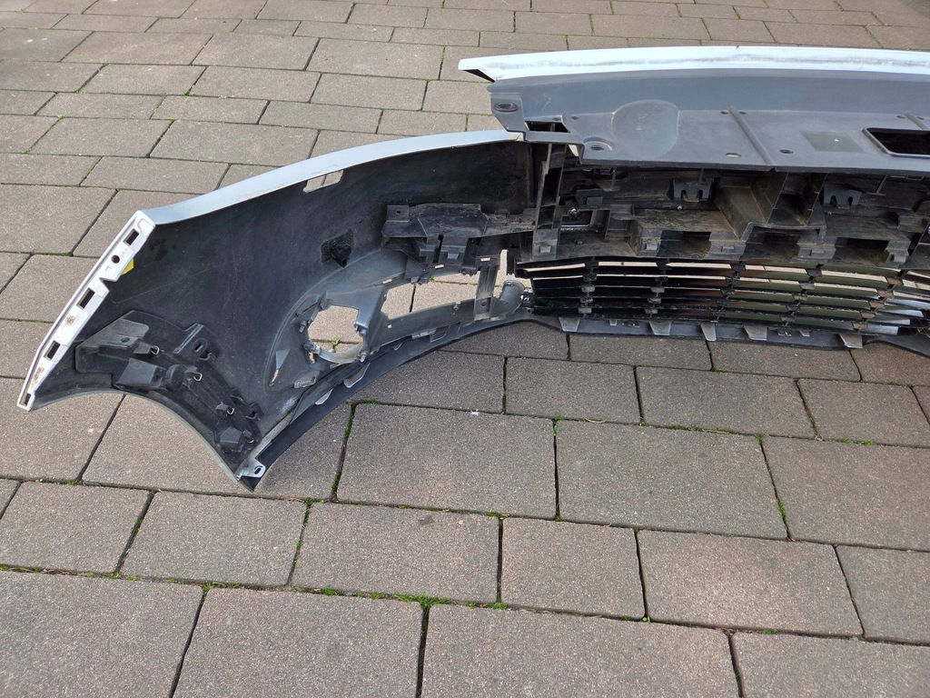 Renault Scenic III 1 Ridicați bara de protecție față sub PDC Spray Original 12-2013 Product image