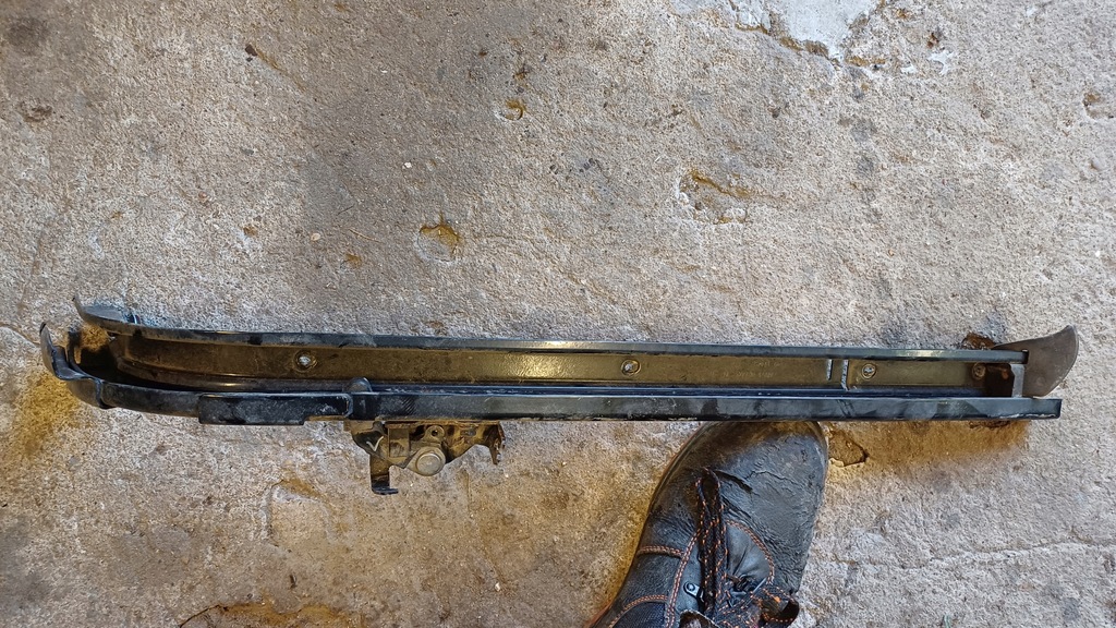 FORD C-MAX MK2 GRAND GHID UȘĂ DREAPTA SPATE AM51U26028 Product image