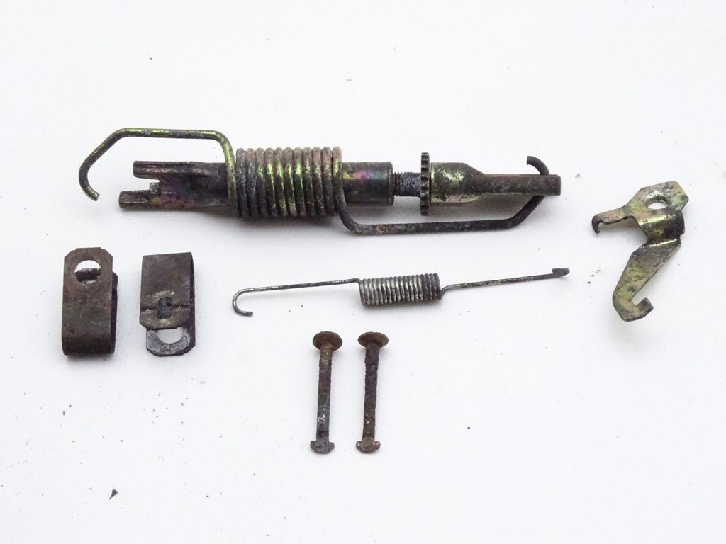 SUZUKI JIMNY III 98-18 SET FRANA SABOTI FRANA STÂNGA SPATE Product image
