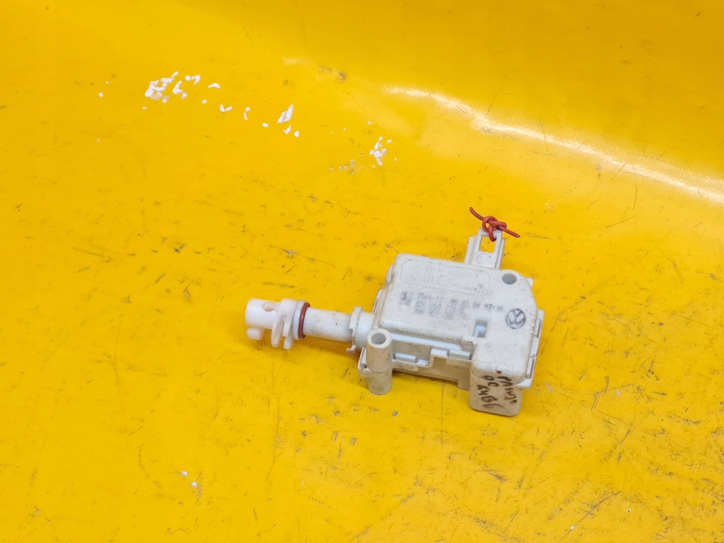 ACTIONATOR CLAPETA BENZINA VW PASSAT B5 FL 3B0959782 Product image