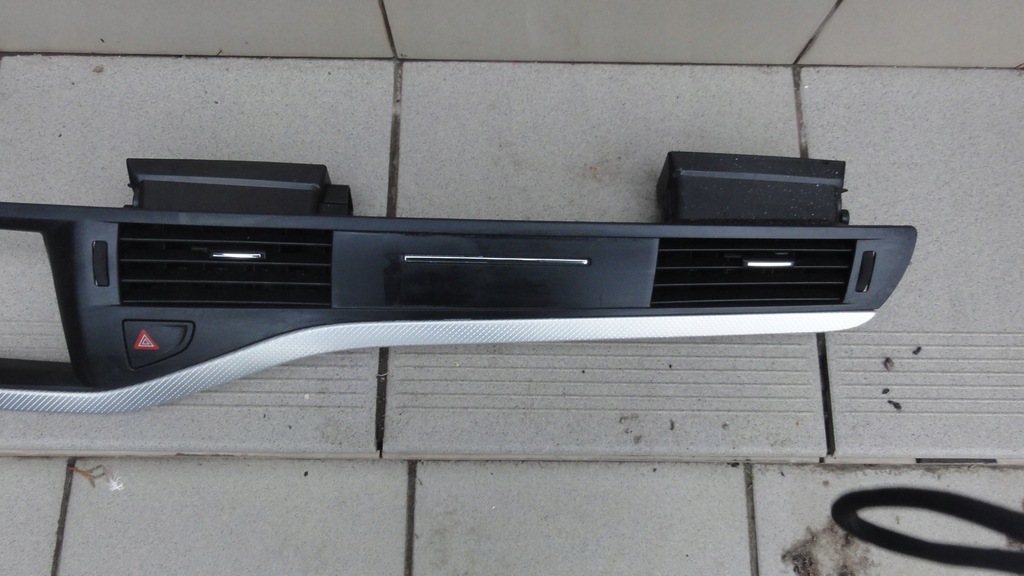 CITROEN C5 III X7 BANDA CADRU NAVIGAȚIE 13 ani Product image