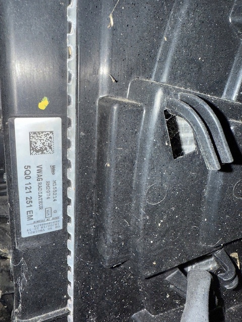 Audi A3 S3 8V Senzor de ascensor al centurii de armare de armare din față Product image
