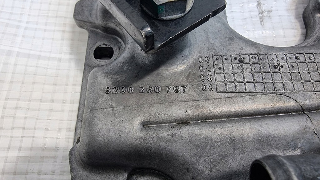 Capacul este acoperit cu Renault Espace III IV 2.0 16V Turbo 8200260767 Valve de supapă Product image