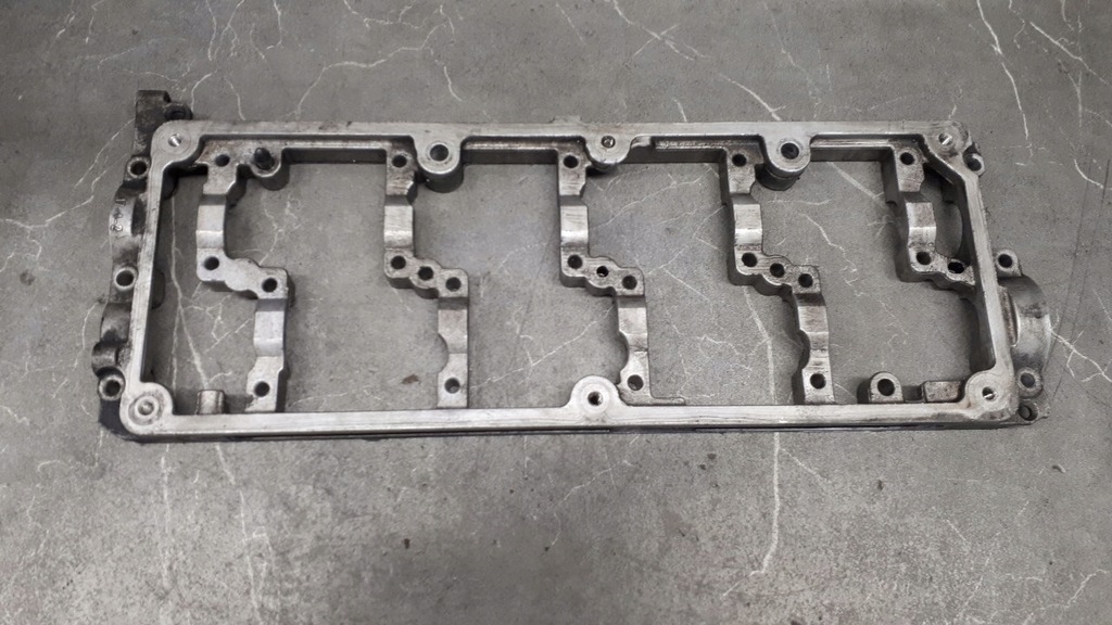 03L103286A Cadrul acoperă fixarea Audi A4 B8 2.0TDI. Product image