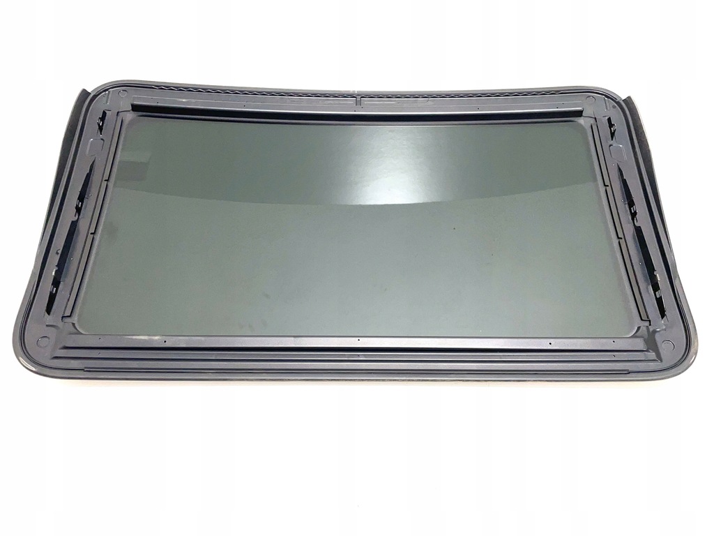 TRAVĂ DE STICLĂ MERCEDES 218 CLS COUPE A2187800121 Product image