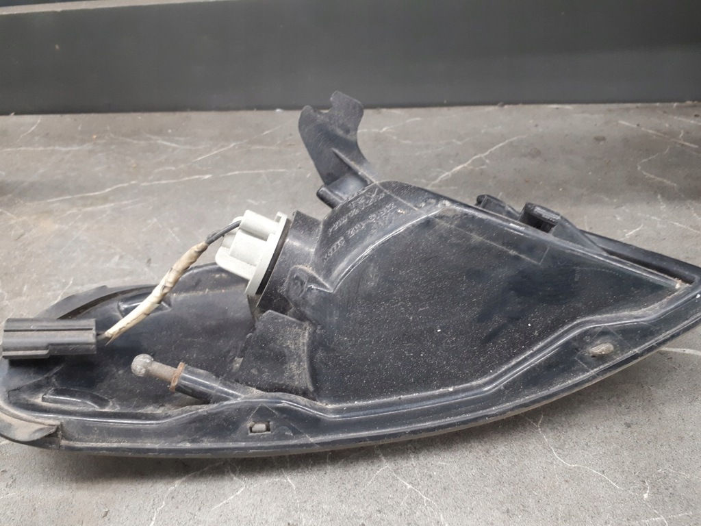 210-61612 Semnalizator dreapta mazda 626 IV KOITO Product image