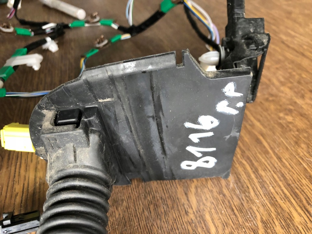 COROLLA E21 2018- INSTALARE UȘI HAMARE Product image