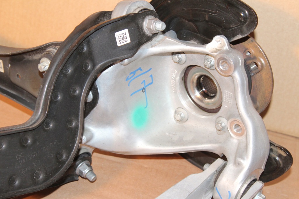 articulație spate dreapta MERCEDES GLA GLB 247 200 250 4-MATIC Product image