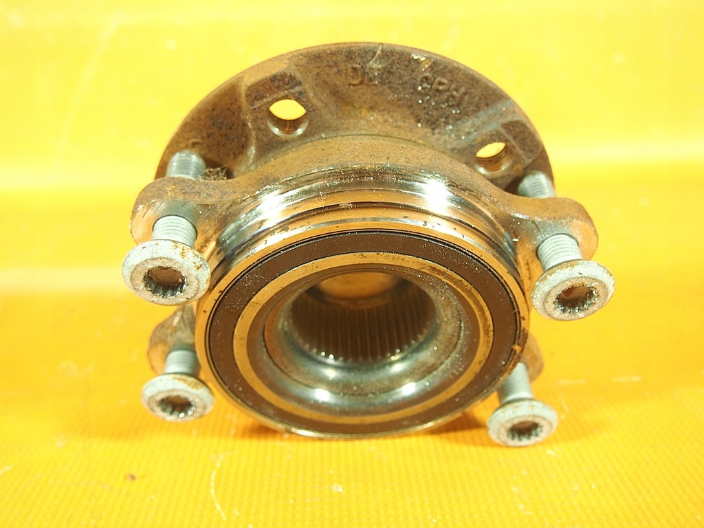 Rulment roata butuc Audi A7 4G LIFT 24KM 8k0407613b / 8k0407635p Product image