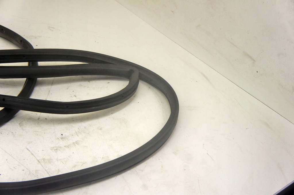 MQ013 Garnitură ușă Ford Kuga MK2 II față dreapta Product image