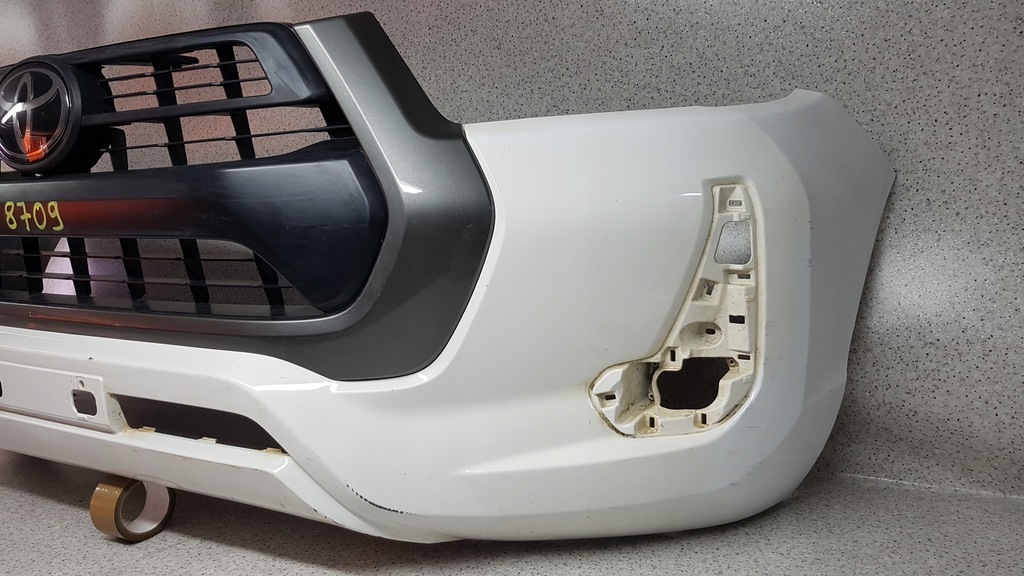 TOYOTA HILUX 2021 - BARĂ FATA 8709 Product image