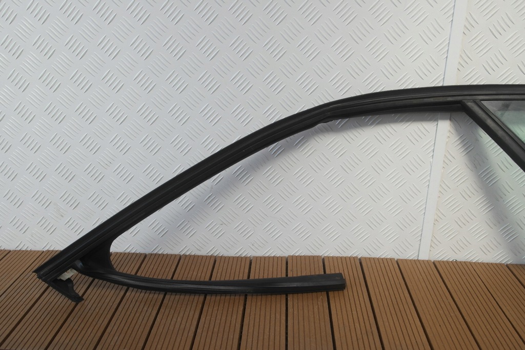 OPEL CROSSLAND X 17-21 GARNITURA TRIANGULUI GEAM USI FATA DREAPTA FATA Product image