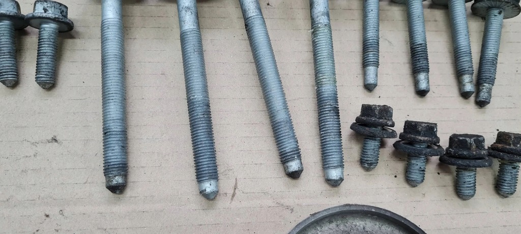 A6 C6 ȘURBUL SUSPENZIEI DE RIDICARE BRANCĂ DE LEAGĂN FAȚĂ Product image