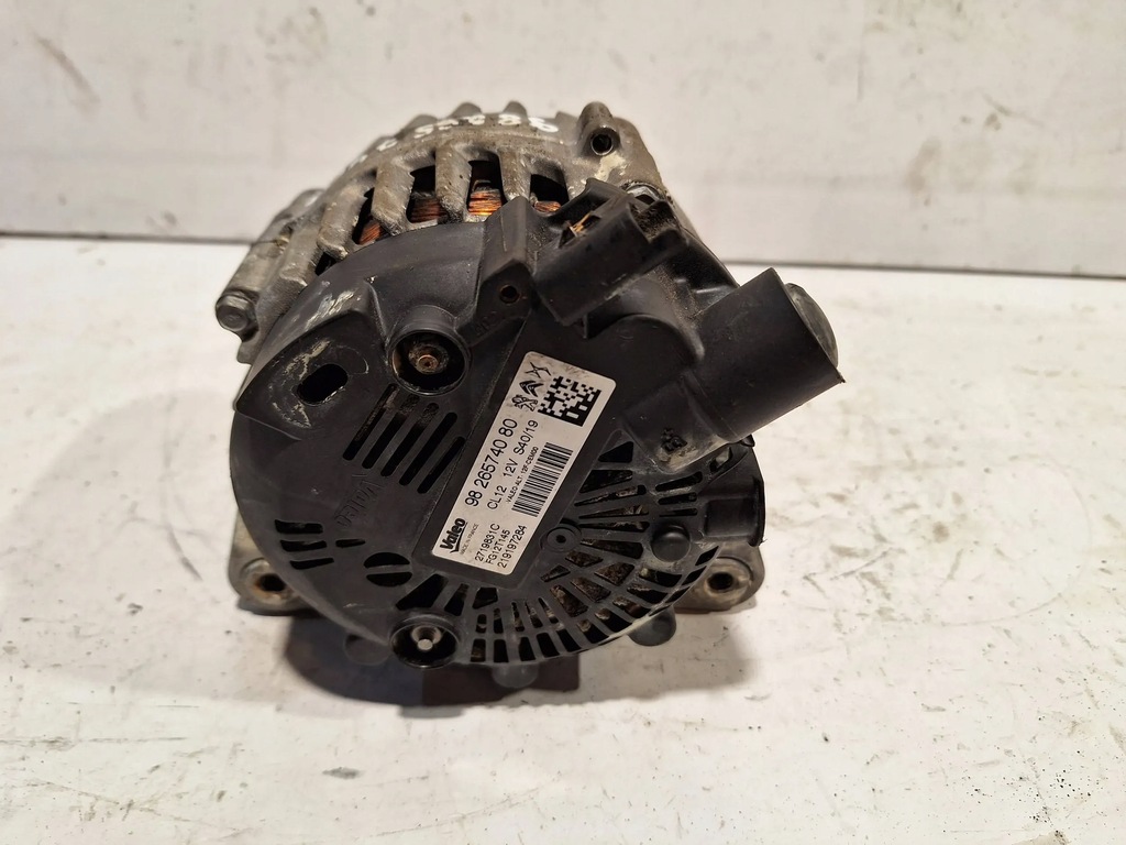 Alternator 9826574080 Peugeot 2008 1.2 PureTech Product image