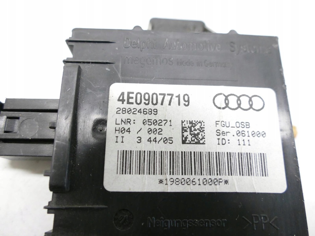 CONTROLER MODUL DE ALARMĂ AUDI A8 D3 LIFT Product image