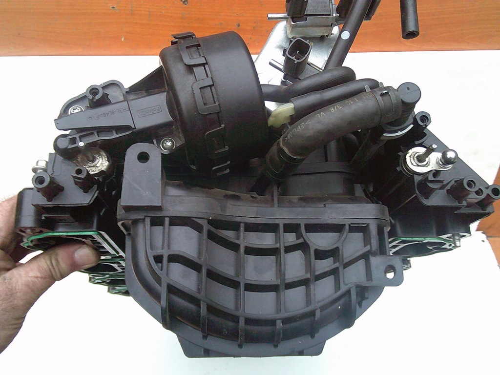 MUSTANG 5.0 GT COLECTOR DE INDUCȚIE FR3E-9S455-HF reglator bec senzor clapetă Product image