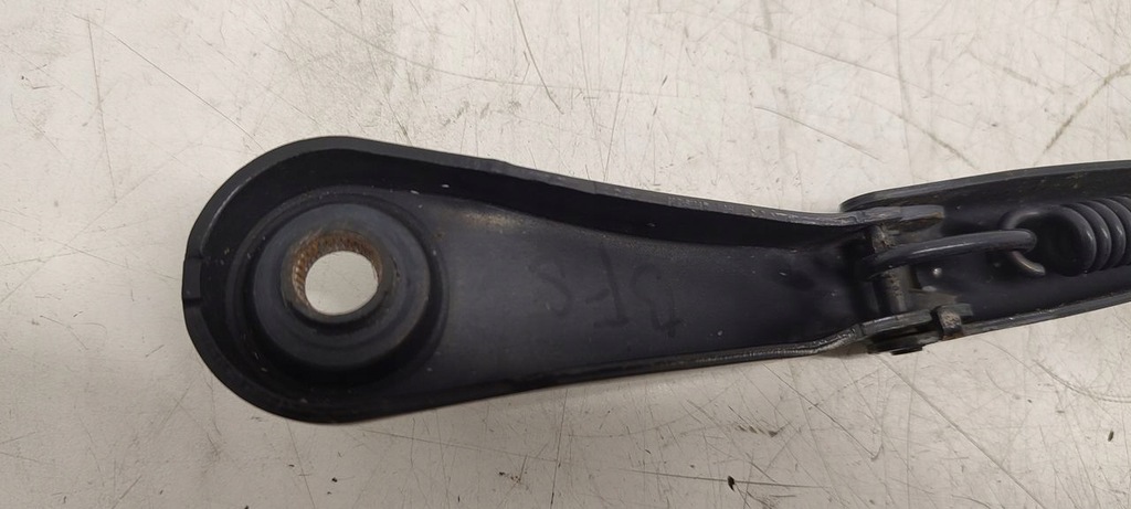 Brat stergator dreapta Opel Zafira C 1.6 Product image