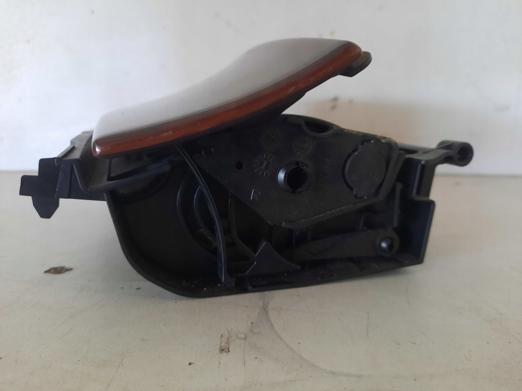 MERCEDES W203 00-04 COMBI C320 CDI SCRUMIERA LEMN A2036800852 Product image