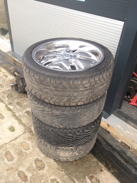 Jante din aliaj cromate de 18", set 5x135 / 5x112 Product image