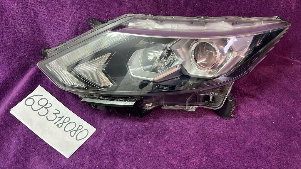 LAMPA CITROEN DS3 LIFT XENON LED PRAWA 9808065080 Product image