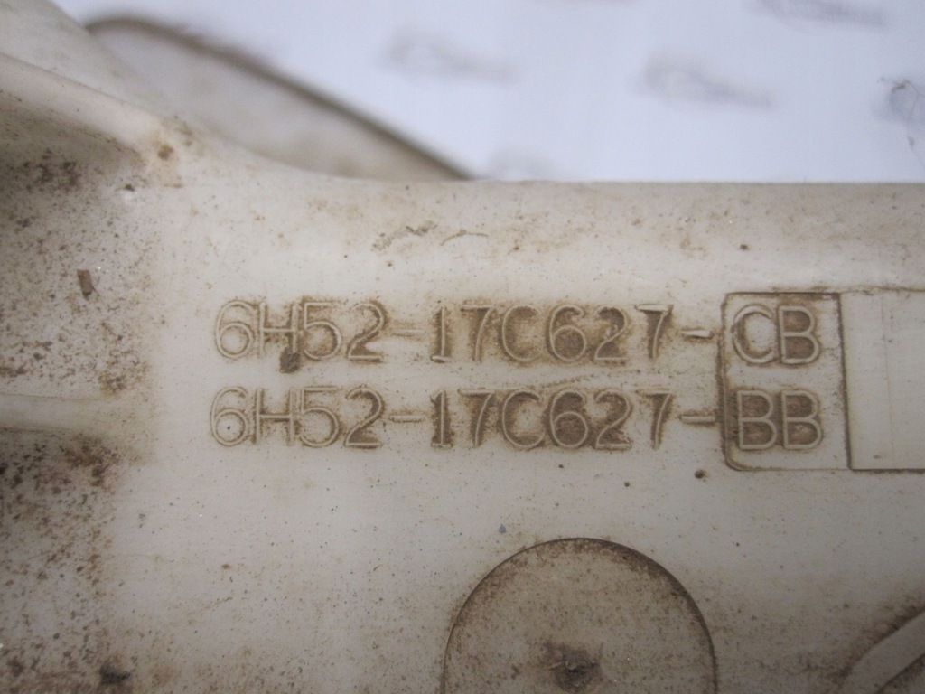Land Rover Freelander II Rezervor de spălat 6H52-17C627-CB Product image