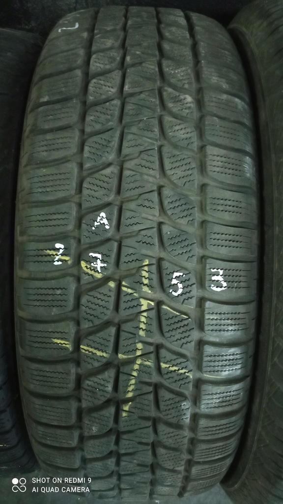 BRIDGESTONE BLIZZAK LM-25 235/60R17 Product image