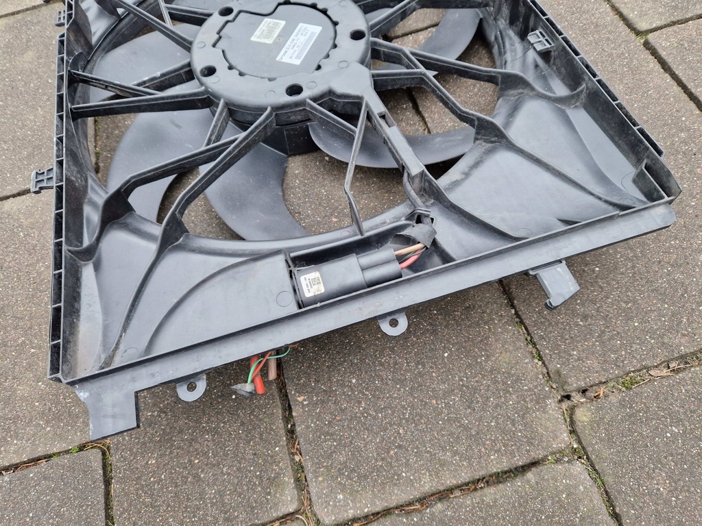 Clasa C W204 Alte locuințe cu 600W A204906802 A2045400788 2016 Product image