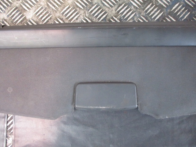 TOYOTA COROLLA VERSO II ROLLER TRUNK LATTER Product image