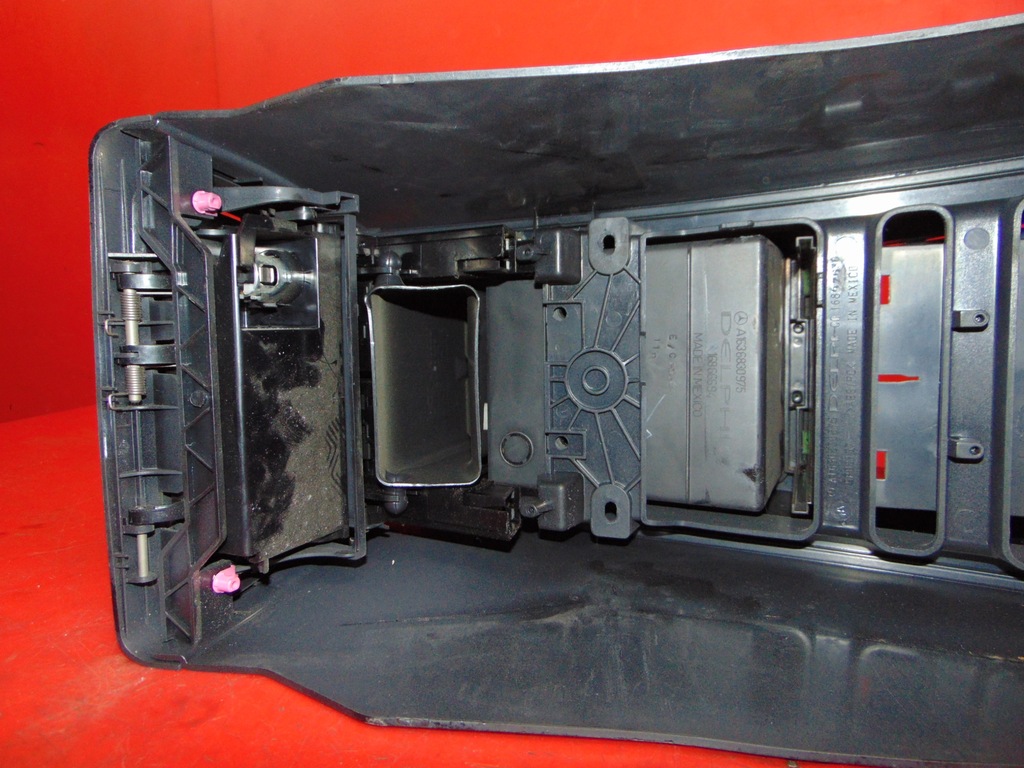 MERCEDES ML W163 LIFT 02- SUPORT COTIERA CENTRAL TUNEL Product image