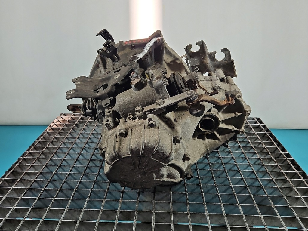 Cutie de viteze 31115-0D030 Toyota Yaris și 1,4 D4D Product image