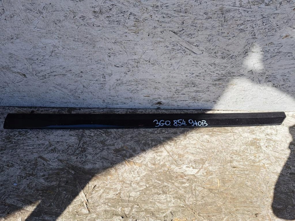 VW Passat B8 Door Store Original Product image