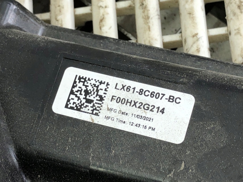 LX61-8C607-BC Ford Escape IV 2.0B 19-24 Carcasă pentru fani Product image