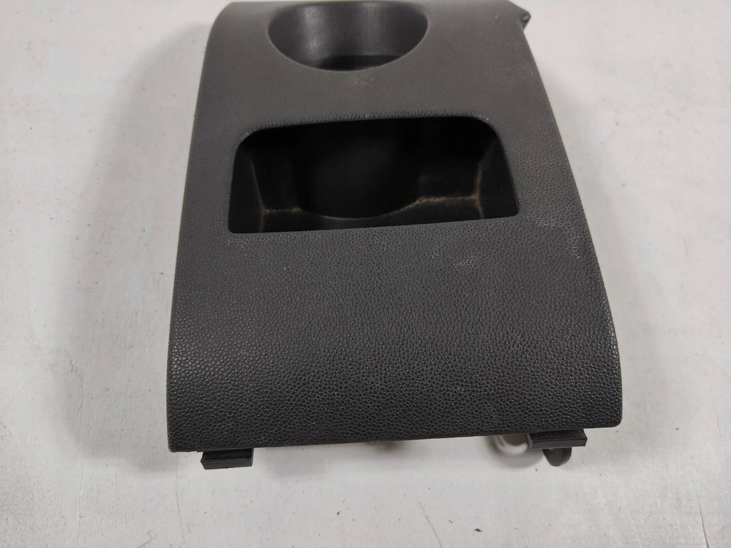 Capac pentru siguranțe stânga pentru torpedo Opel Corsa D Europa Product image